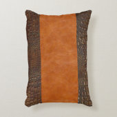 ブラウンアリゲーターハイド&カーメルヴィンテージレザー アクセントクッション (正面(垂直))