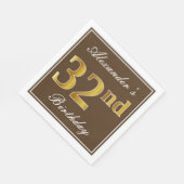 ブラウンエレガント、フェイク金ゴールド32番目の誕生日+名前 スタンダードランチョンナプキン (角)