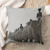 ブラウンエレファントサーカスパレード行進スクエア クッション (ブランケット)