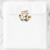 ブラウンカウサンフラワーガールファースト誕生日 ラウンドシール (バッグ)