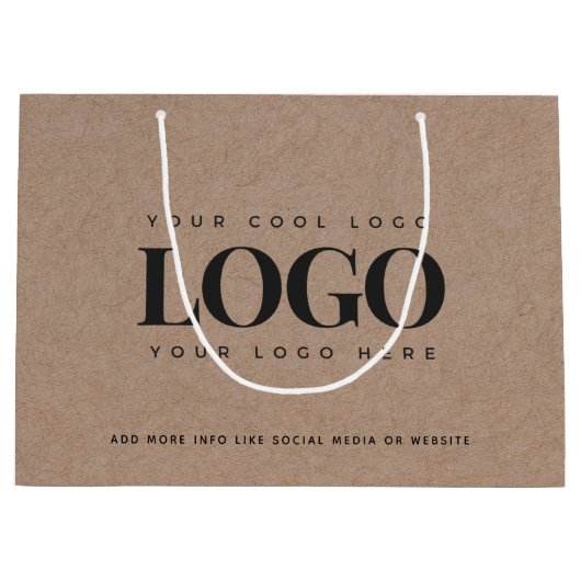 ブラウンクラフト紙のような見た目の丸ロゴのカスタムビジネスギフトバッグ ラージペーパーバッグ (正面)