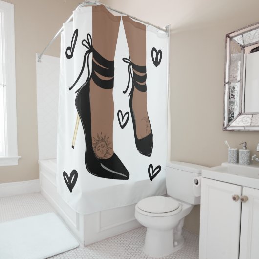ブラウンスキンブラックストラッピーハイヒールサンムーンシック シャワーカーテン (インサイチュ)