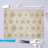 ブラウンスノーフレークオンヴィンテージホワイトティッシュペーパー 薄葉紙 (クラフト)