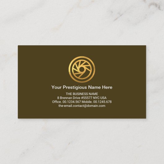 ブラウンスポーツカーのヘッドライトが詳細自動 名刺 (裏面)