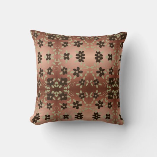 ブラウンズとホワイトのリバーシブルプリントパターン クッション (正面)