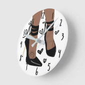 ブラウンタンスキンブラックストラッピーハイヒールサンムーン ラウンド壁時計 (傾斜)