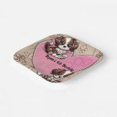 ブラウンパピードッグピンクポー&ハート誕生日パーティー ペーパープレート (傾斜あり)