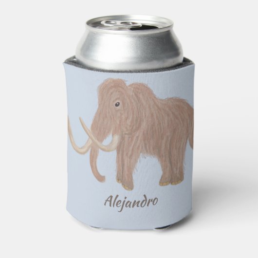 ブラウンパーソナライズされたウーリーマンモスイラストレーション 缶クーラー (缶裏面)