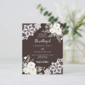 ブラウンビストルホワイト花模様レース結婚式招待状 (スタンド正面)