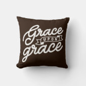 ブラウンファームハウスクリスチャングレース装飾用クッション クッション (正面)