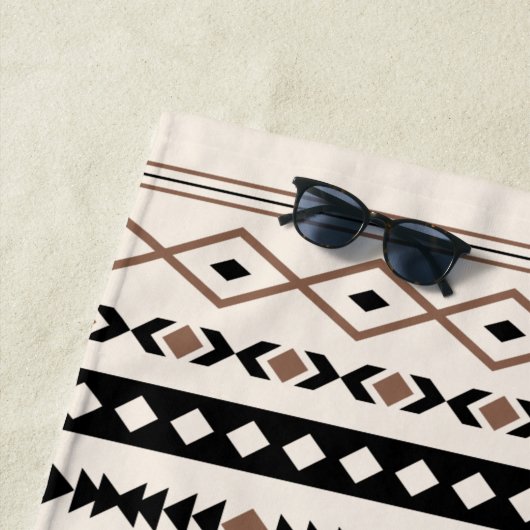ブラウンブラックアステカクリーム混合モチーフ模様 ビーチタオル (インサイチュ)
