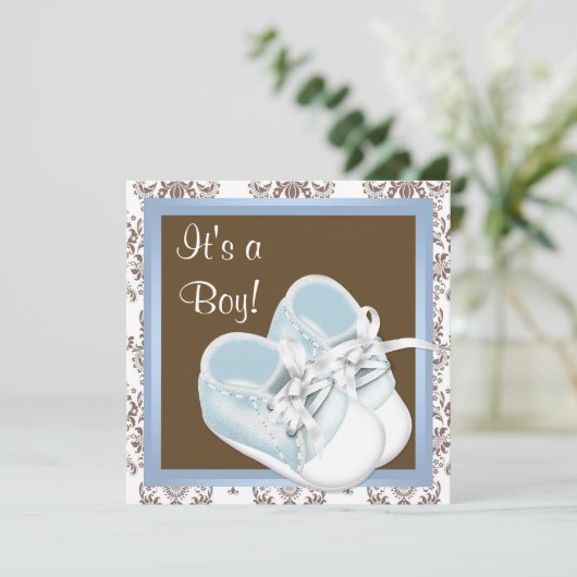 ブラウンブルーダマスクシューズ男の赤ちゃんシャワー 招待状 (スタンド正面)