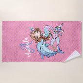 ブラウンヘアマーメイド名前をカスタムするガールピンク ビーチタオル (正面)