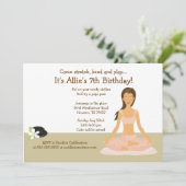 ブラウンヘアヨガガールバースデーパーティー5x7招待状 招待状 (スタンド正面)