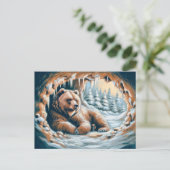 ブラウンベアインウィンターケーブパステルチョークスケッチ ポストカード (スタンド正面)