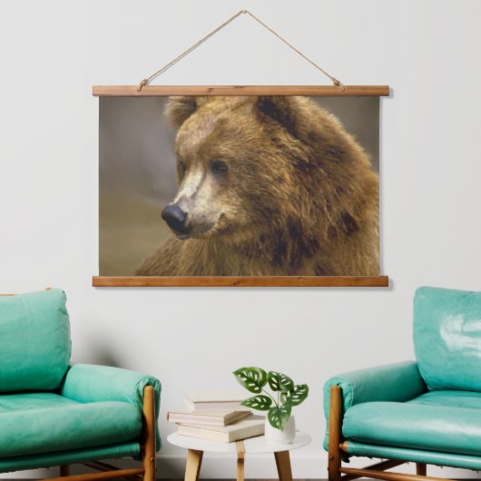 ブラウンベア愛好家 吊り下げ型タペストリー (リビング)