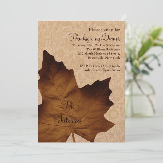 ブラウンメープルリーフサンクスギビングディナー招待状 招待状 (スタンド正面)