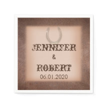 ブラウンレザーのナプキンにラッキーな結婚馬蹄形