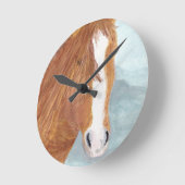 ブラウンワイルドホースブルーマウンテンレイク – アクリル。  ラウンド壁時計 (傾斜)