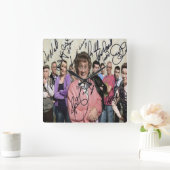 ブラウン夫人の男の子達がサインした スクエア壁時計 (ホーム)