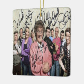 ブラウン夫人の男の子達がサインした セラミックオーナメント (左)