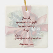 ブラウン紙パッケージ(赤とクリームファンシー弓) セラミックオーナメント (正面)