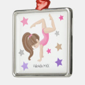 ブラウン髪の体操女子体操クリスマス メタルオーナメント (左)