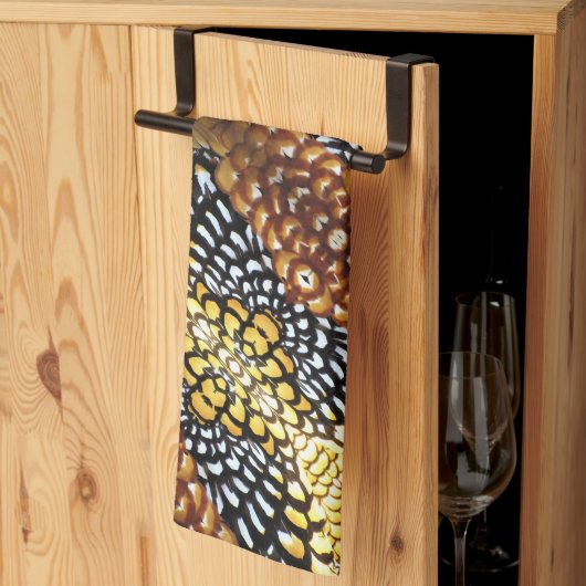 ブラウン・イエロー・ブラック・ホワイト・リーバのキジ キッチンタオル (三つ折り)