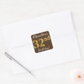 ブラウン、フェイク金ゴールド32番目の誕生日+名前をカスタムする スクエアシール (封筒)