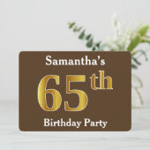 ブラウン、フェイク金ゴールド65th誕生日パーティー;名前をカスタムする 招待状 (スタンド正面)