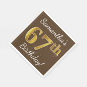 ブラウン、フェイク金ゴールド67番目の誕生日+名前をカスタムする スタンダードランチョンナプキン (角)