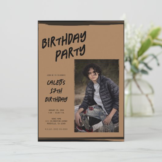 ブラウン&ブラック（任意の色）フォトモダン誕生日 招待状 (スタンド正面)
