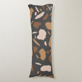 ブラウン、ベージュ、タン、グレーのテラゾ大理石 ボディピロー (正面縦)