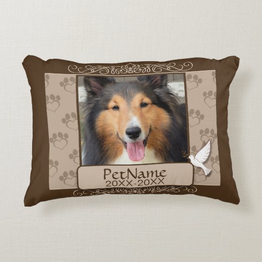 ブラウンCalligraphの渦巻カスタムなペット悔やみや弔慰 アクセントクッション (正面)