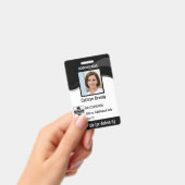 ブラカスタムック従業員セキュリティID、ロゴ、バーコード バッジ (手持ち)