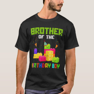 ブラザーオブザ誕生日ボーイ建物ブロックファミリー Tシャツ