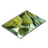 ブラシと絵を描 ノートブック (左側)