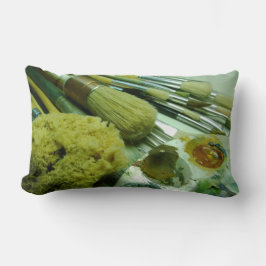 ブラシと絵を描 ランバークッション