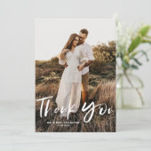 ブラシの手のレタリング垂直結婚写真 サンキューカード (スタンド正面)