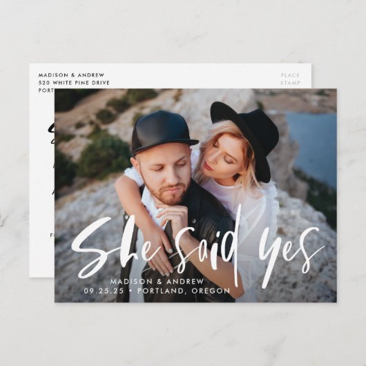 ブラシはっきりしたスクリプト彼女が言ったYes写真の日付を保存 案内ポストカード (正面/裏面)