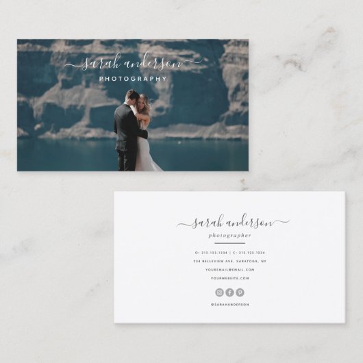 ブラシをかけられた原稿のモダンなタイポグラフィのカメラマン 名刺 (正面/裏面)