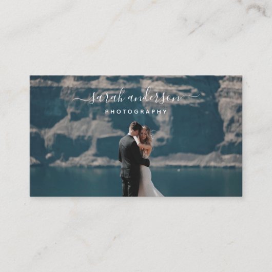 ブラシをかけられた原稿のモダンなタイポグラフィのカメラマン 名刺 (正面)