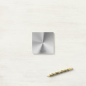 ブラシをかけられた金属の名前入りな名前 ポストイット (デスク上)