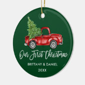 ブラシスクリプトヴィンテージトラック初めてのクリスマス緑 セラミックオーナメント (左)