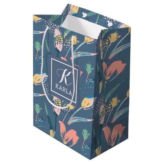 ブラシストロークイラストレーションカラフルチューリップパターン ミディアムペーパーバッグ (裏面アングル)