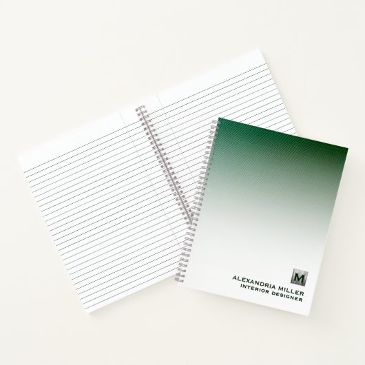 ブラシパーソナライズされた付きシルバーモノグラムスパイラル ノートブック (内部)