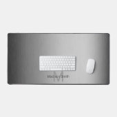 ブラシ仕上げメタルグレーエレガントデザインモノグラム デスクマット (キーボード&マウス)