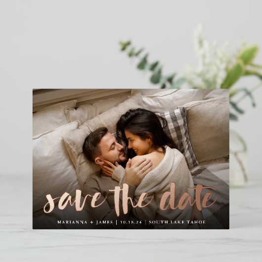 ブラシ付きフォイルオーバーレイ |写真の日付の保存 箔招待状 (立ち正面)