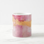 ブラシ芸術的ストローク金ゴールドとピンクモノグラム コーヒーマグカップ (中央)