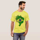 ブラジルのサッカーのティーのブラジルの旗の地図 Tシャツ (正面フル)